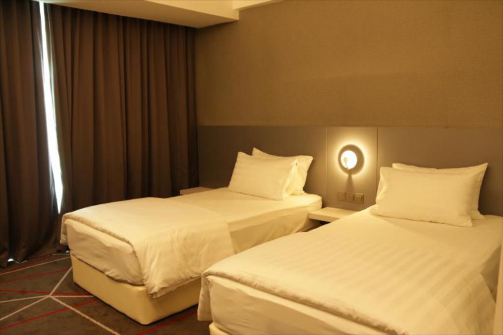 Amerin Hotel Johor Bahru Zewnętrze zdjęcie