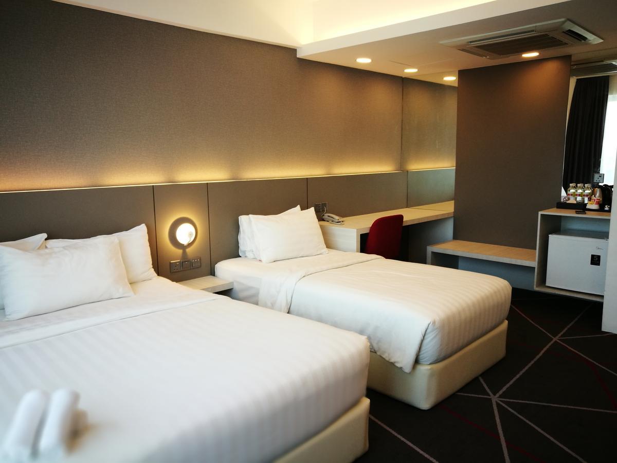 Amerin Hotel Johor Bahru Zewnętrze zdjęcie
