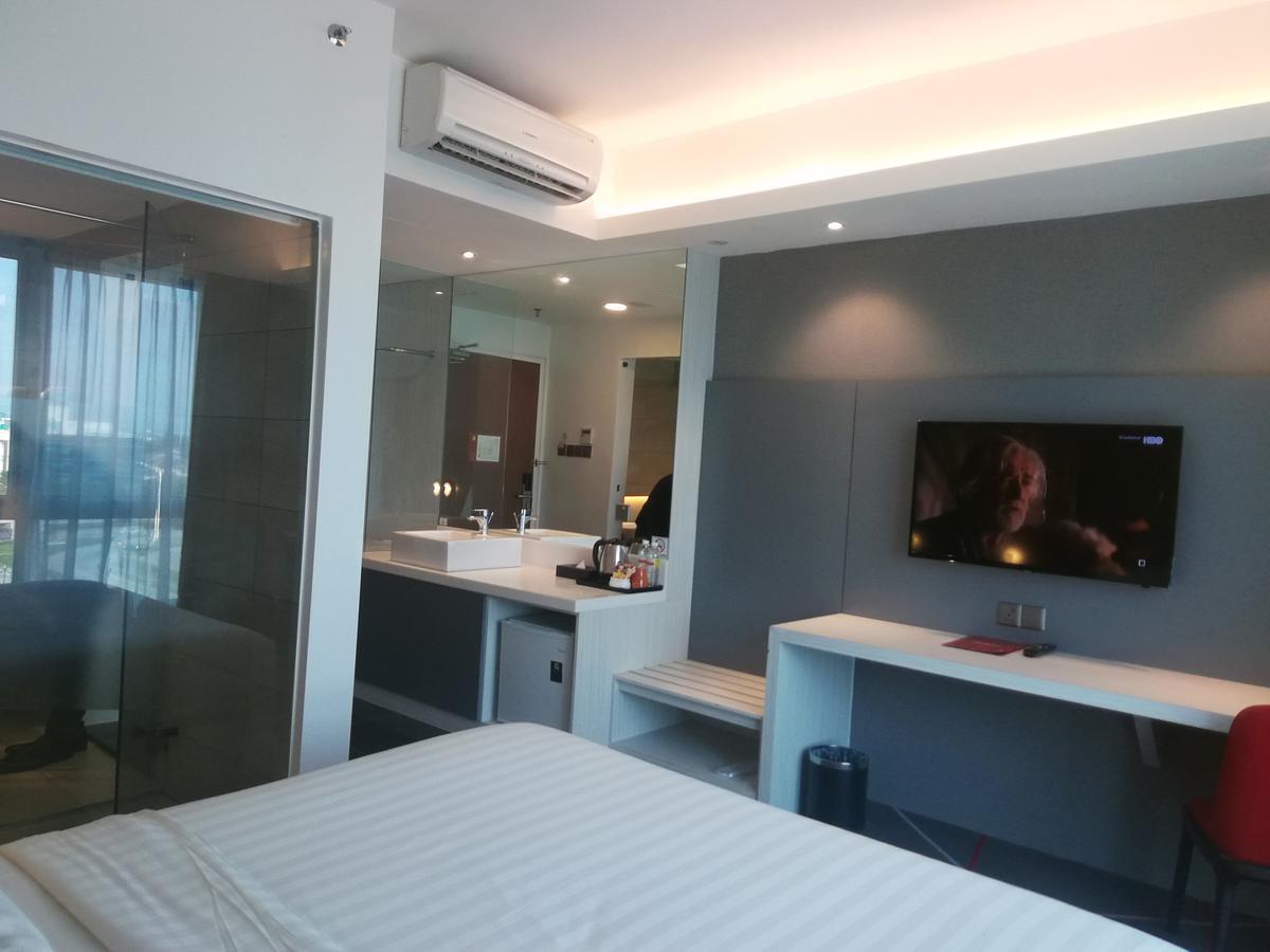 Amerin Hotel Johor Bahru Zewnętrze zdjęcie